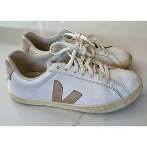 Veja Women's White and Beige Sneakers